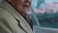 Babcia pyta o polskie mięso.  Odpowiedź z kolejki wbija w ziemię !!!!!!!!! mp4 686x432