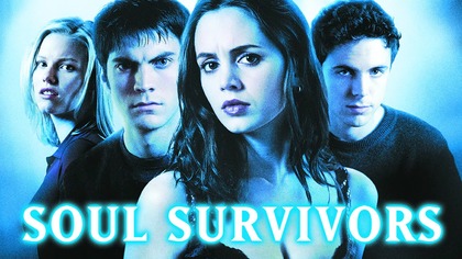 Dramat, Horror

Sean, Cassie, Matt i Annabel są grupą bliskich przyjaci&oacute;ł. Gdy Cassie wyjeżdża na studia pozostała tr&oacute;jka postanawia ją eskortować. Po przyjeździe na miejsce wybierają się razem na szaloną imprezę. W drodze powrotnej przyjaciele mają wypadek samochodowy. Cassie znajduje się pomiędzy dwoma światami - żywych i umarłych. Nie wiedząc kt&oacute;ry z nich wybrać, popada w coraz głębszą depresję i coraz częściej śnią jej się koszmary. 