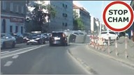 Nieustepliwi kierowcy, zwężenie jezdni i wypadek z piruetami #281 Wasze Filmy