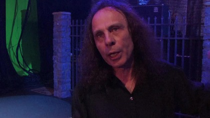 Heaven & Hell - Hail The God Of Metal - from Live From Radio City Music Hall (2007) [HD] [Black Sabbath w/Dio]