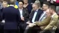 Wykrzyczał do Tuska.. Brawo..