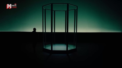 Music Live - Fragment telezakup&oacute;w i belka z nazwą piosenki (04. 03. 2026)