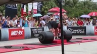 Podni&oacute;sł rekordowe 441 5kg!