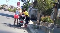 Blondynka kontra skuter