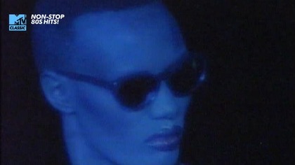 Grace Jones - Slave To The Rhythm (MTV Classic UK) (Non-Stop 80s Hits!)