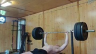wyciskanie 120kg na drewnianej desce i felgach #shorts