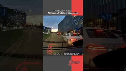 Włączanie się do ruchu metodą na pałę i nagle hamowanie awaryjne.  #warszawa #kierowca