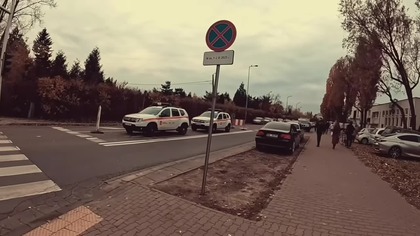 60 Nie stój jak widły w gnoju (720p 30fps AV1-48kbit AAC-polski)