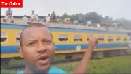 LiveLeak - Nigerian man records a overcrowded train and says they will one day change this