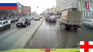Przepuszczanie karetki pogotowia w Polsce i Rosji
