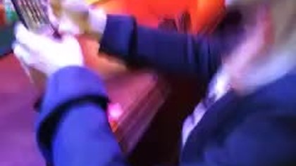 bartosz z narzeczoną mnie okrada i próbował mnie zaatakować dzisiaj niestety skończył