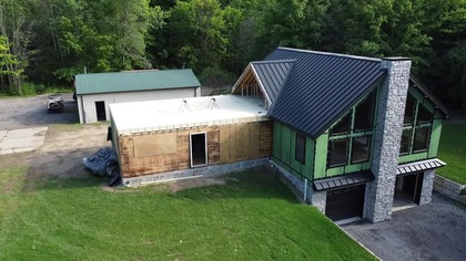 Building a New Roof on The Old House - House Build #26 (720p 30fps AV1-48kbit AAC-polski)