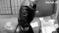 Co robi rosyjski policjant, gdy technika go przerasta?