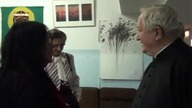 27. 11. 2018 Ksiądz prałat Józef Maj i Barbara Czartoryska na wystawie WOLNA POLSKA w Liceum Polonij