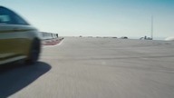 BMW M4 na lotniskowcu