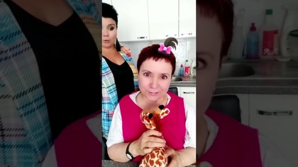 Jeśli podoba Ci się moja praca, wesprzyj proszę mój kanał subskrybując go, aby oglądać więcej filmów: @gosia_pik
#dzieci #śmieszne #rodzicielstwo #momlife #rozmowyzdzieckiem #polskashorts #bekazdzieci #humorzżycia #parentinghumor #przedszkole #parodia #zabawka