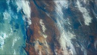 0899 Nasze Universum S01E02. 720p. NF. WEBRip. DDP5. 1. x264. Lektor. &. Napisy.pl-vantablack