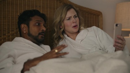 Ghosts. 2021. S03E08. Holes. Are. Bad.pl. 1080p. AMZN. WEB-DL. DD2. 0. H264-Ralf