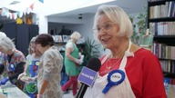 Pouring na szkle - artystyczne warsztaty dla seniorów