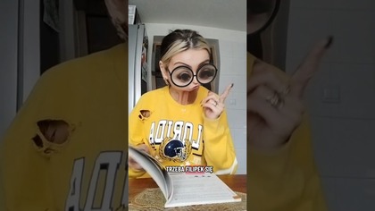 Trzeba #uśmiechnijsię#humor#parodia#behappy#kabaret#comedy#dystans#