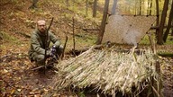 Jak zrobić matę izolacyjną w terenie - bushcraft i survival
