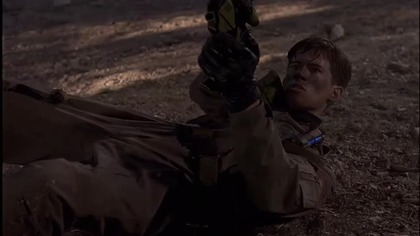 Gwiezdna eskadra - Space- Above and Beyond (2)