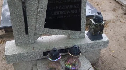 nawet na cmentarzu, można stracić kwaterę...