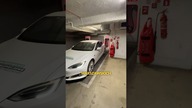 Oto NAJGORSZA STACJA ŁADOWANIA w Polsce  Tesla dlaczego? #tesla #danielgrzyb #ev #elektromobilność