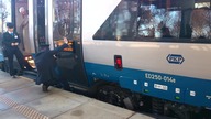 Pierwszy dzień Pendolino, a już się psuje   