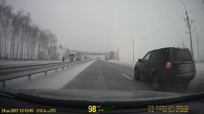 Śliska niespodzianka na autostradzie