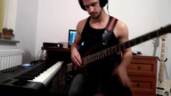 LIVE LOOP BASS.  Bassist Dawid Makowski