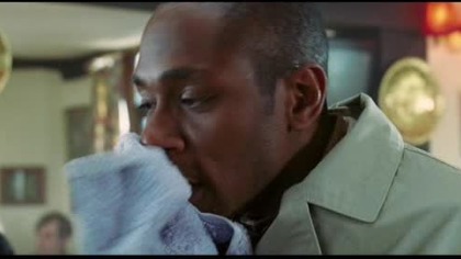 Autostopem Przez Galaktykę (The Hitchhikers Guide to the Galaxy, 2005)