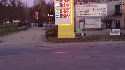 tak dbają o nas ussrael i ekipa Tuska.  cena paliwa w górę z okazji świąt by się lepiej żyło...