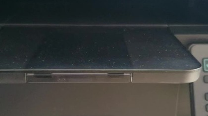 HP M225dn gniecie?