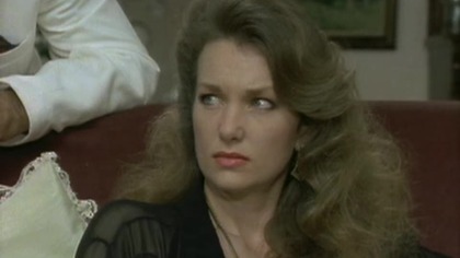 Tropical. Heat. S03E35