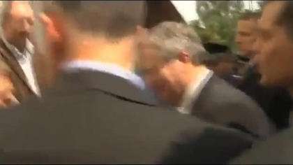 Zamach na prezydenta Bronisława Komorowskieo jajkiem
