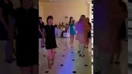Janusz poleciał w tango na weselu z fajną dziewczyną, ale...