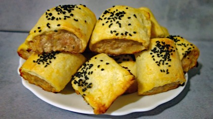 Lepsze niż z piekarni! Domowe ciasto francuskie z soczystym mięsem.  Chrupiący hit!