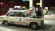 Złombol 2010 przekazanie dar&oacute;w dla domu dziecka w Ciasnej