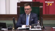 ZADYMA PRZED GŁOSOWANIAMI W SEJMIE! MENTZEN ZNÓW CELEM ATAKÓW HOŁOWNI!