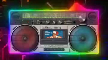 różne piosenki oraz Wham! last christmas