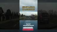 Nie spojrzeli w lusterka sekunda i kolizja  #kolizja #droga #wypadek #kierowcy #uwaga #uwaga