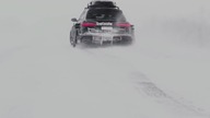 Audi RS6 DTM w śniegu
