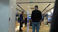 PISZCZENIE NA BRAMKACH