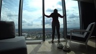 VLOG: NOC W SKY TOWER, WROCŁAW | szarlot t :)
