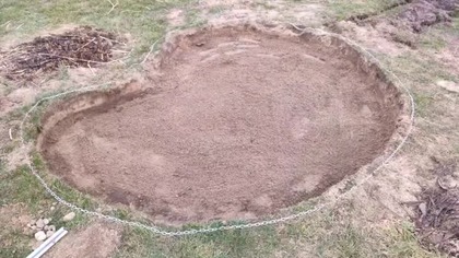 Budowa oczka wodnego w 3 dni.  Celem było zrobienie oczka wodnego po taniości  no i udało się.
