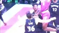 Derrick Jones Jr Łamie Obręcze! #shorts