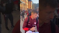 Lewandowski i eskadra orłów przylecieli do Szwecji!