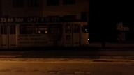 Tramwaj wyleciał z szyn i uderzył o słup