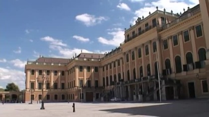 Travel: Sch&ouml;nbrunn Palace, Vienna - Travel shorts